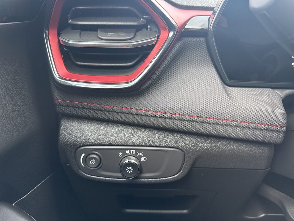 Thumbnail: 2024 Chevrolet TrailBlazer - 25