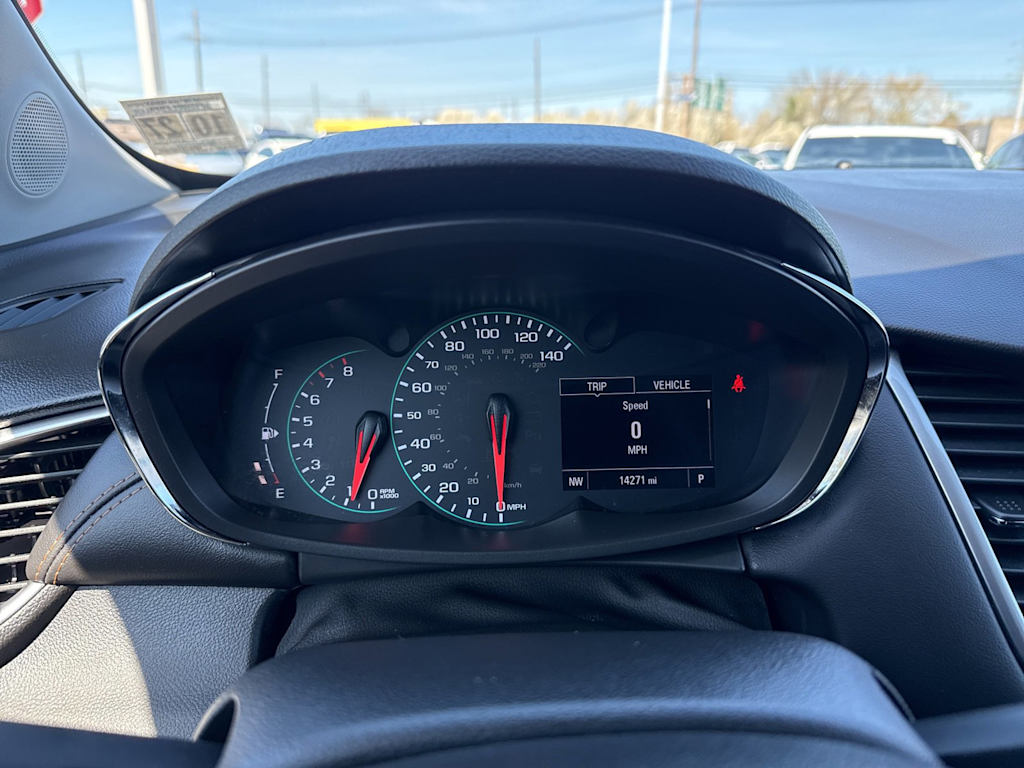 Thumbnail: 2022 Chevrolet Trax - 15