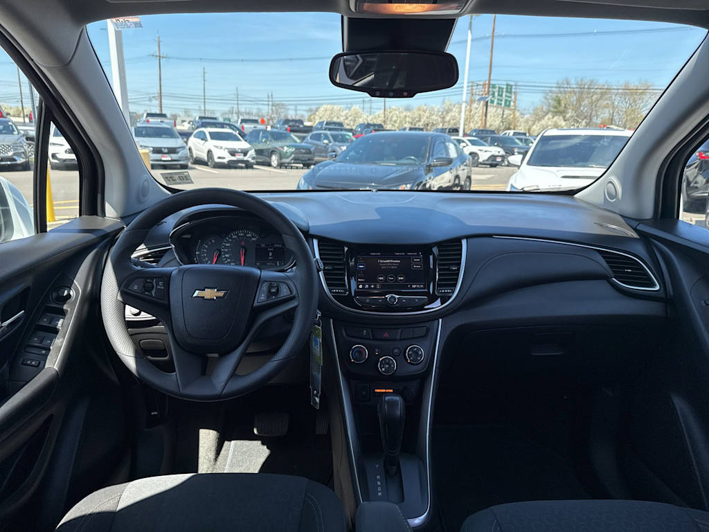 Thumbnail: 2022 Chevrolet Trax - 11