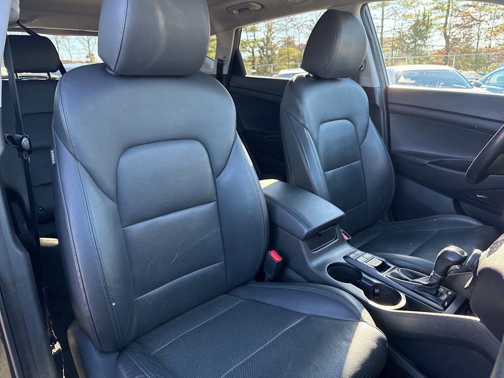 Thumbnail: 2019 Hyundai Tucson - 9