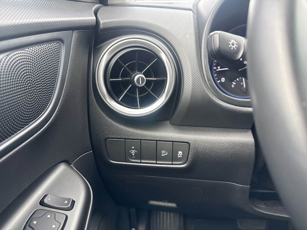Thumbnail: 2023 Hyundai Kona - 31
