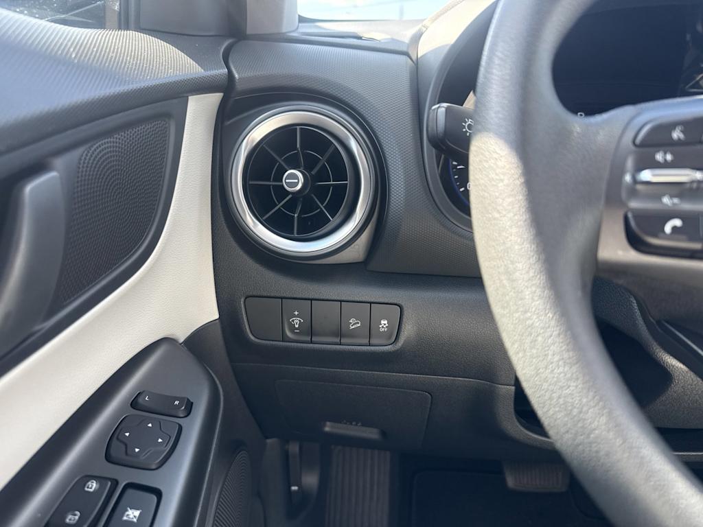 Thumbnail: 2023 Hyundai Kona - 23