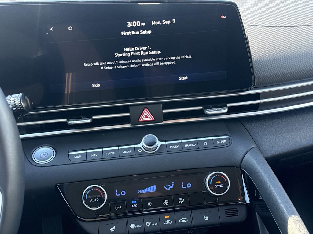 Thumbnail: 2023 Hyundai Elantra - 19