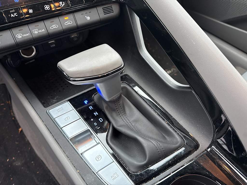 Thumbnail: 2023 Hyundai Elantra - 14