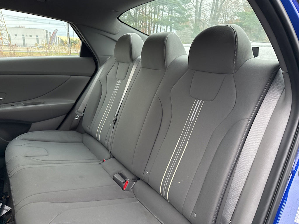 Thumbnail: 2023 Hyundai Elantra - 10