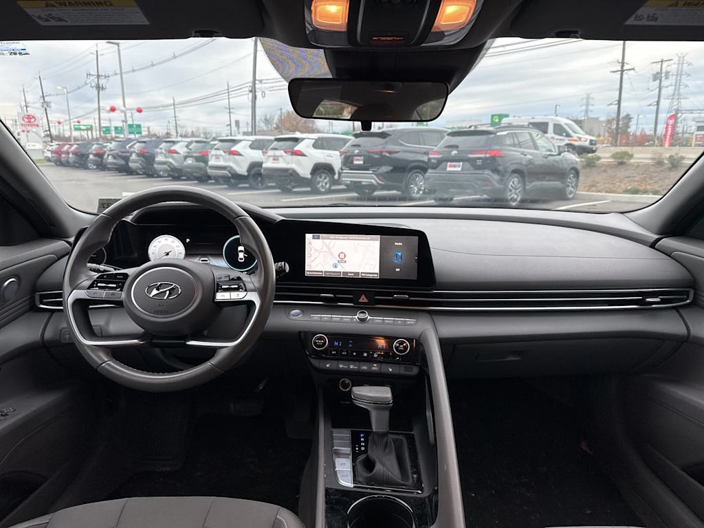 Thumbnail: 2023 Hyundai Elantra - 12