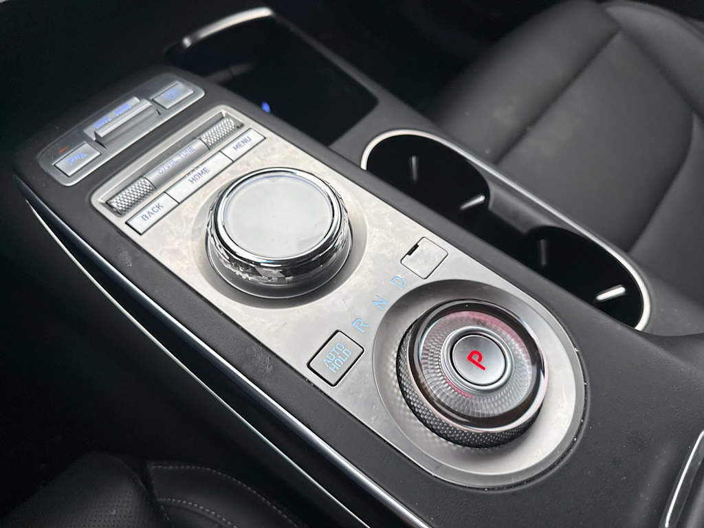 Thumbnail: 2023 Genesis GV70 - 22