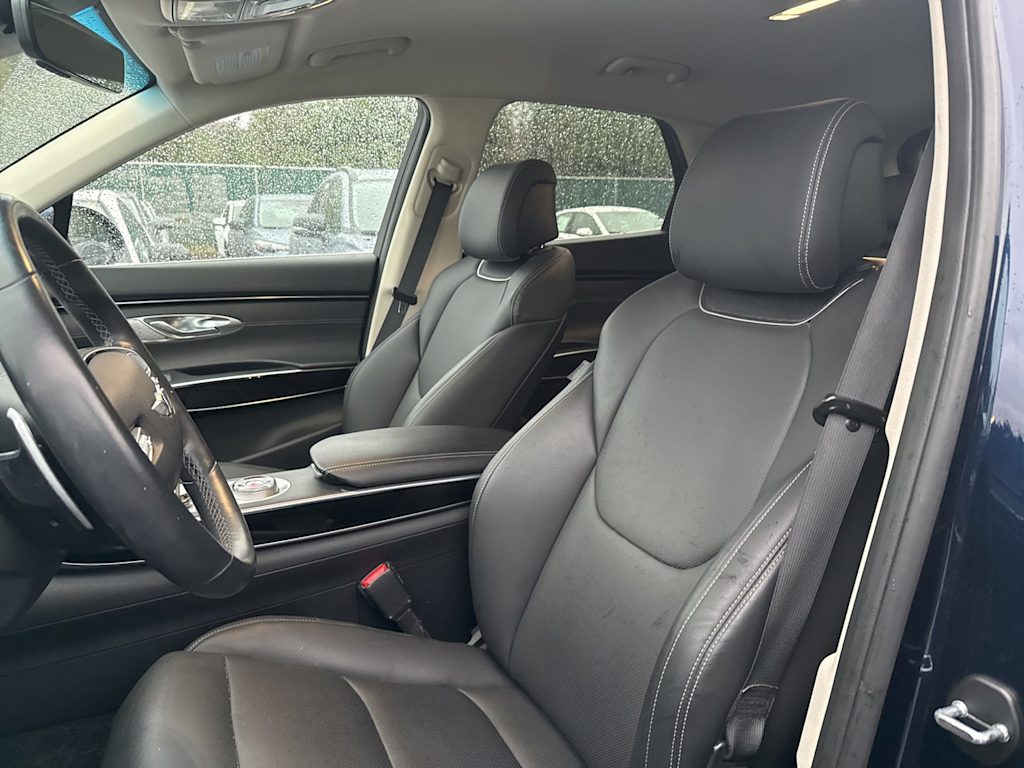 Thumbnail: 2023 Genesis GV70 - 9