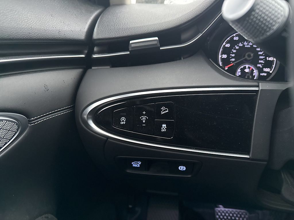 Thumbnail: 2023 Genesis GV70 - 23