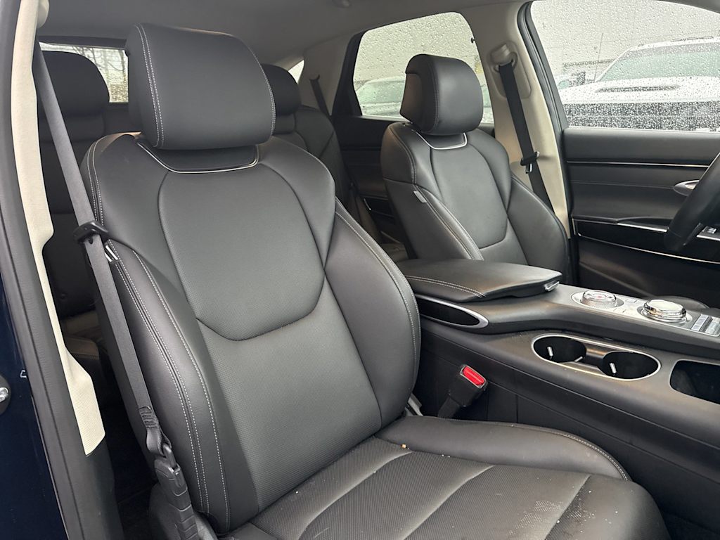 Thumbnail: 2023 Genesis GV70 - 10