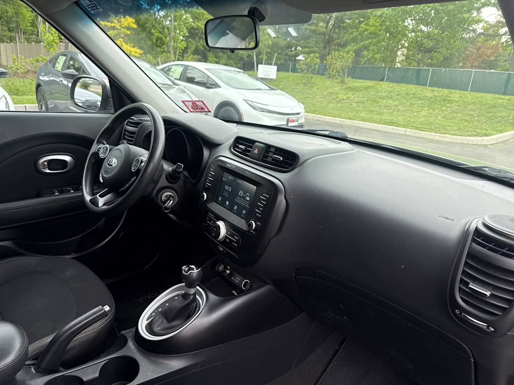 Thumbnail: 2018 Kia Soul - 8