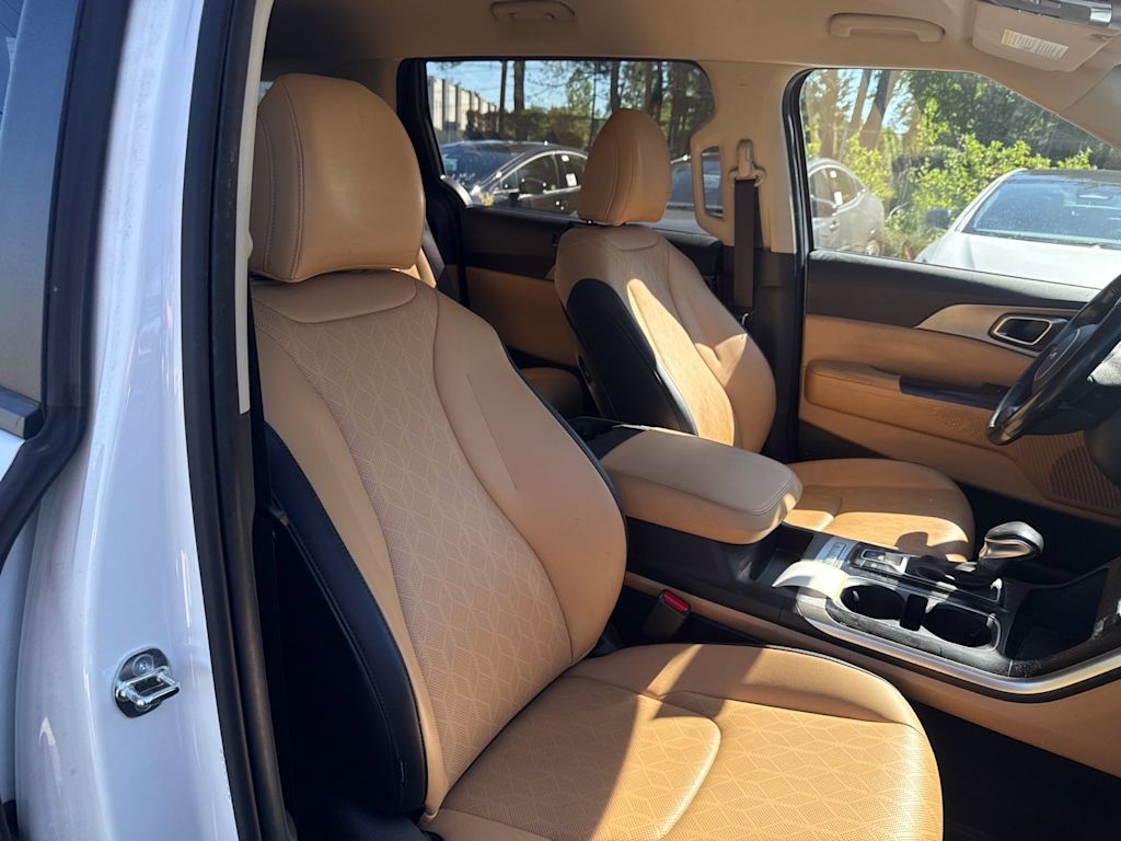 Thumbnail: 2024 Kia Carnival - 10
