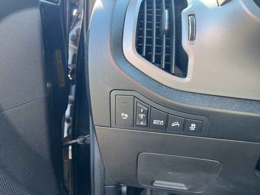 Thumbnail: 2014 Kia Sportage - 15