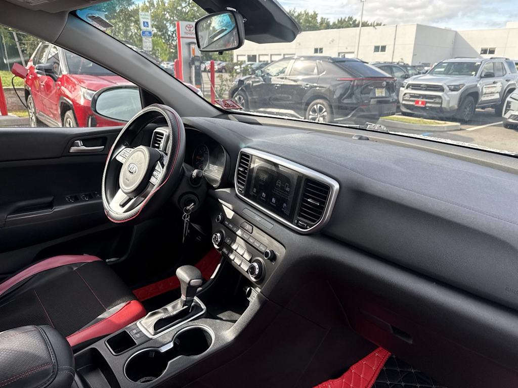 Thumbnail: 2020 Kia Sportage - 8