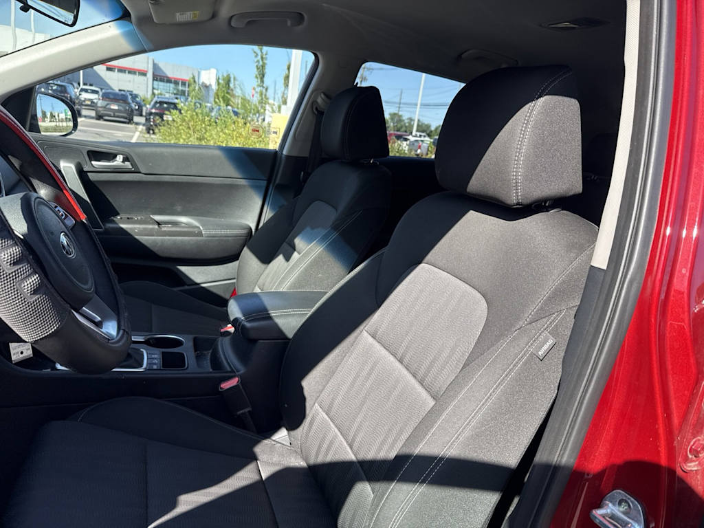 Thumbnail: 2020 Kia Sportage - 9