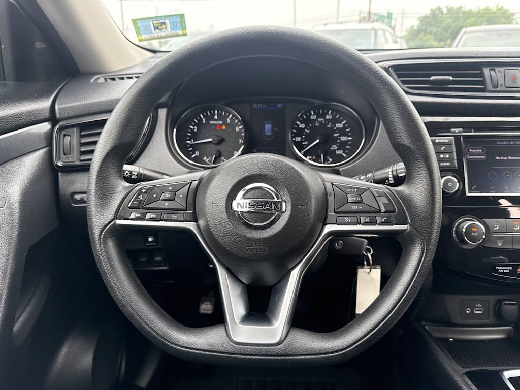 Thumbnail: 2018 Nissan Rogue - 12