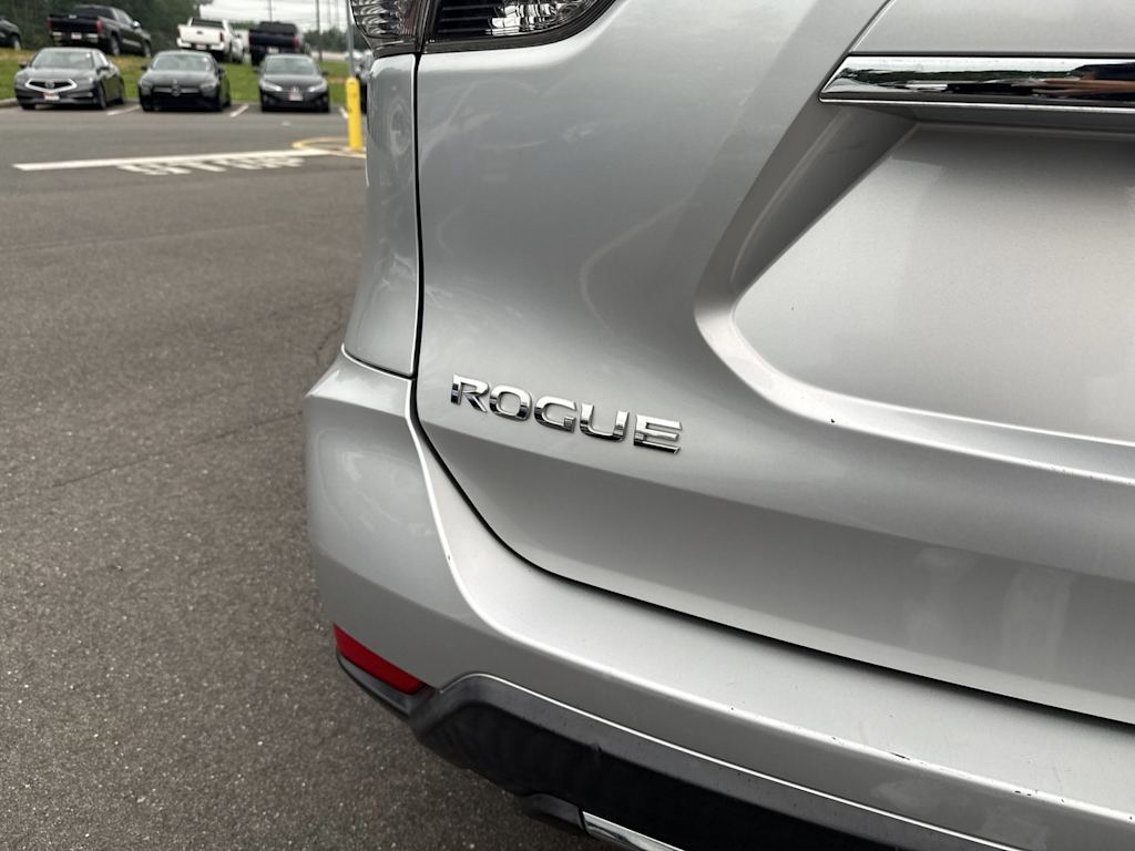Thumbnail: 2018 Nissan Rogue - 6