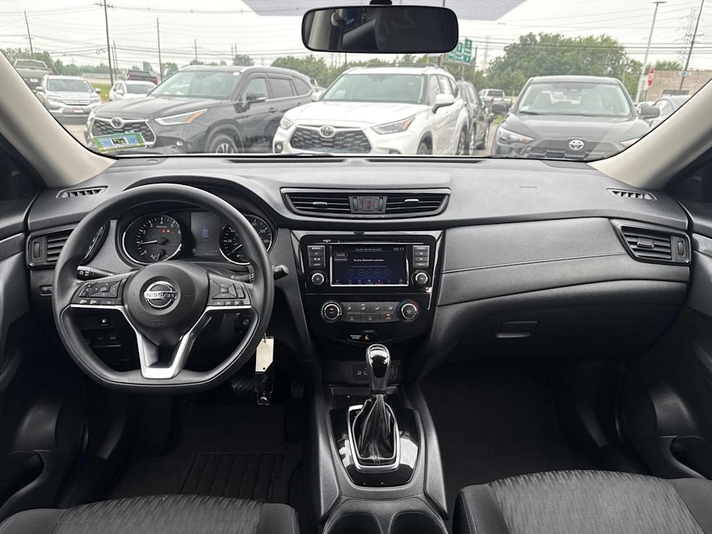 Thumbnail: 2018 Nissan Rogue - 13