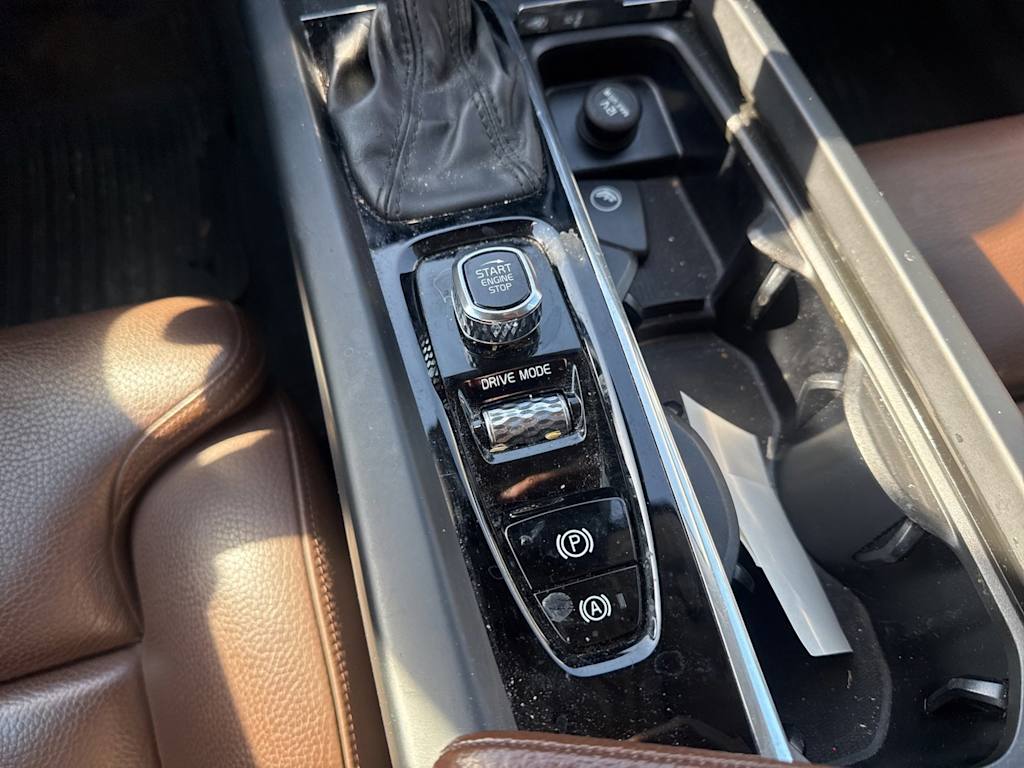 Thumbnail: 2019 Volvo XC60 - 26