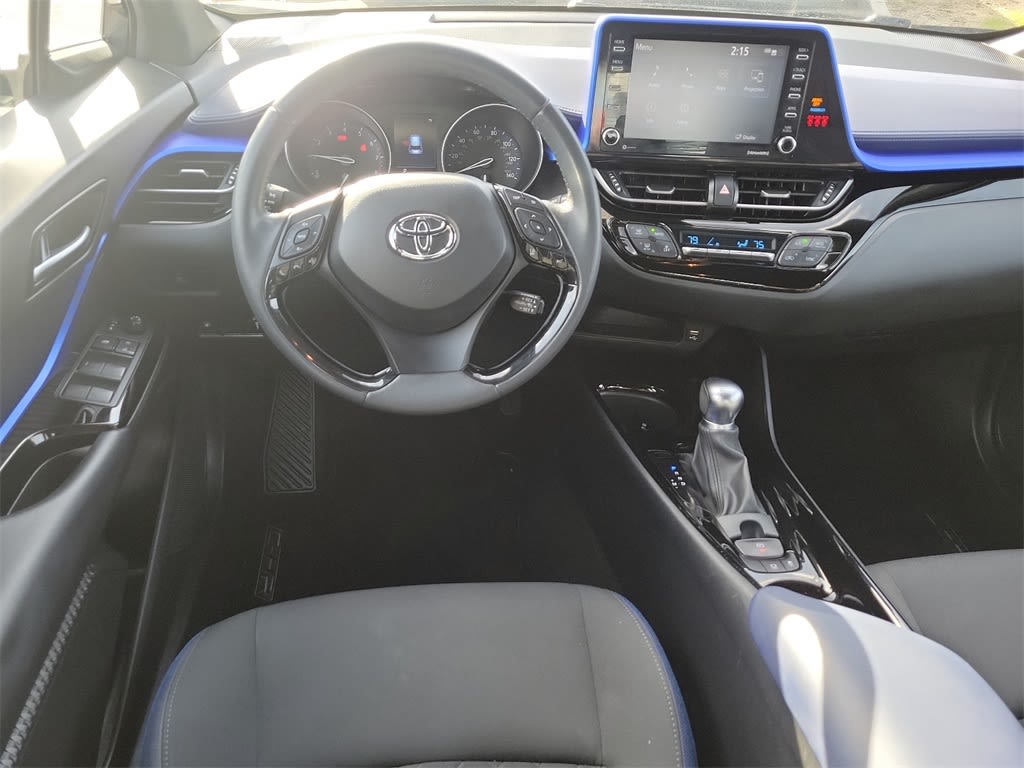 2021 Toyota C-HR XLE 2