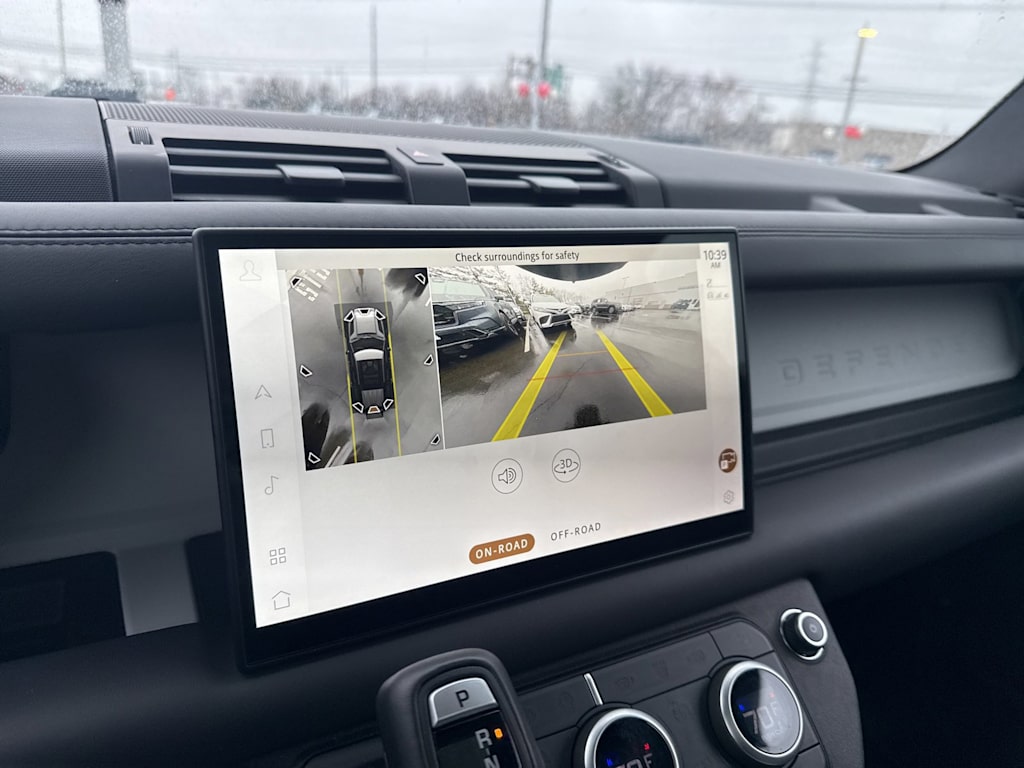 Thumbnail: 2025 Land Rover Defender - 31