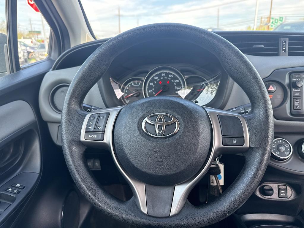 Thumbnail: 2017 Toyota Yaris - 10