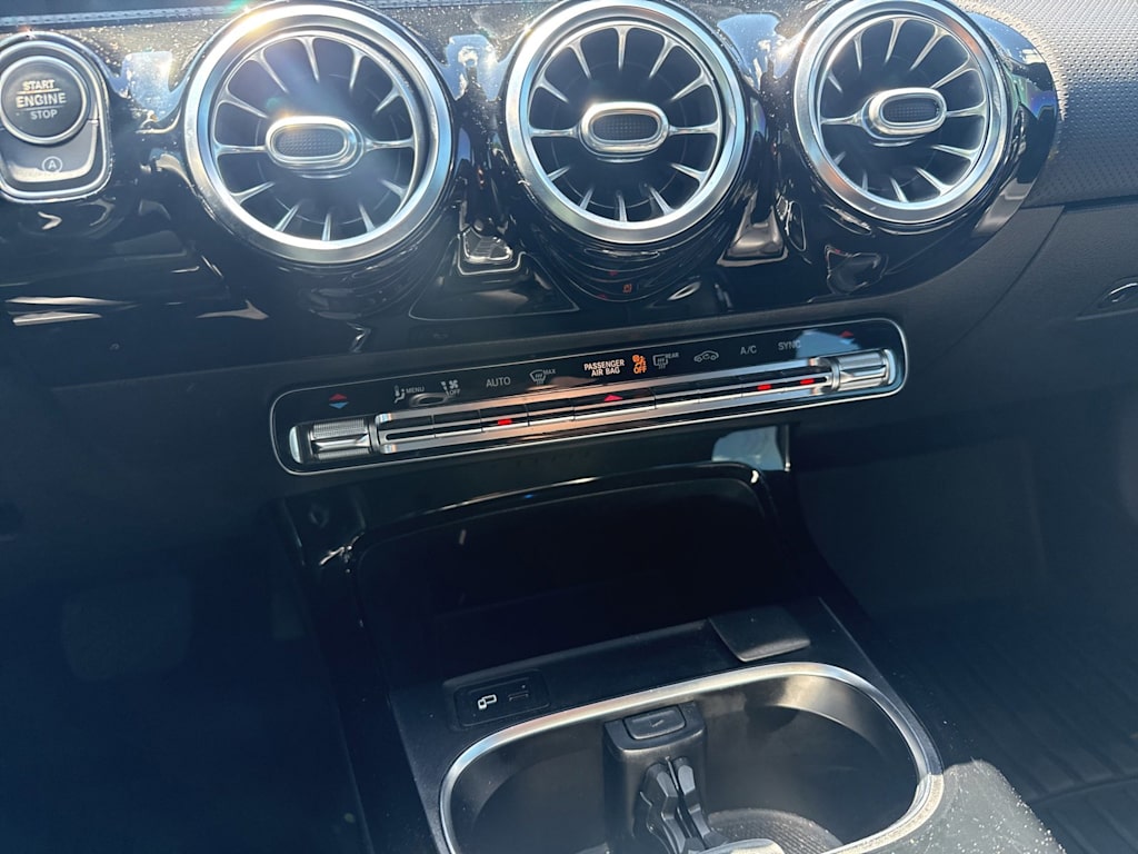 Thumbnail: 2021 Mercedes-Benz A-Class - 23