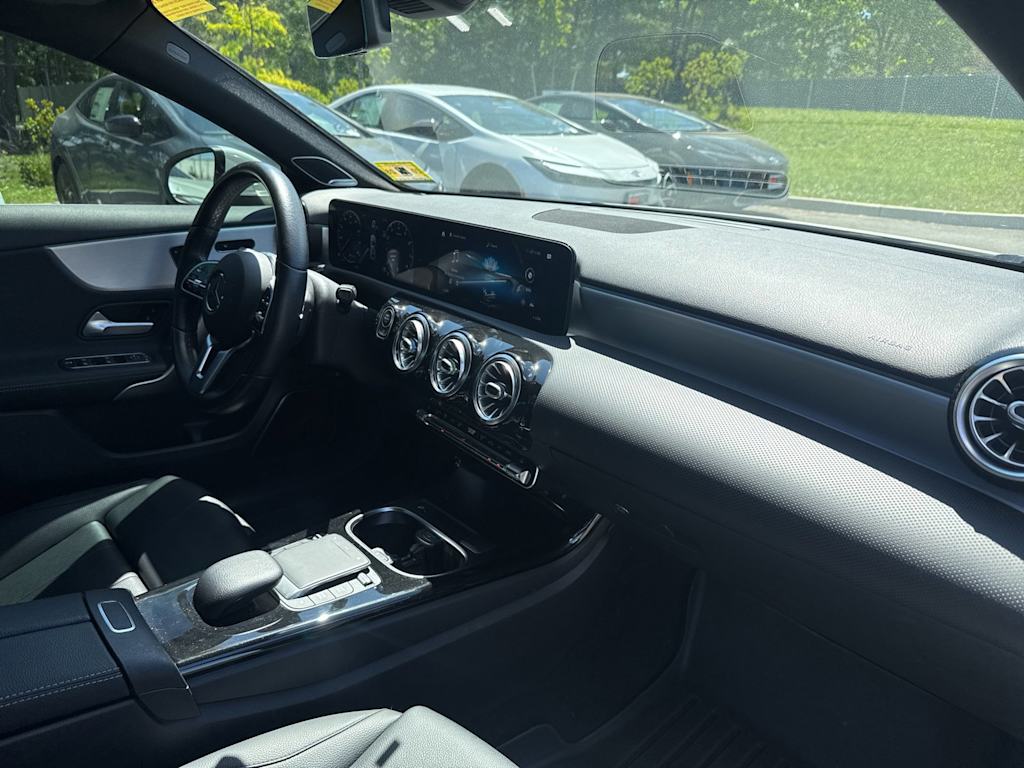 Thumbnail: 2021 Mercedes-Benz A-Class - 8