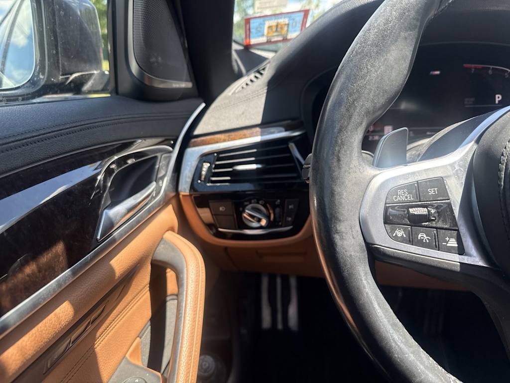 Thumbnail: 2020 BMW 5 Series - 21
