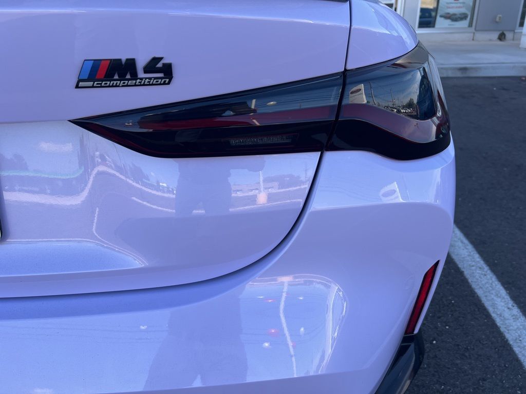 Thumbnail: 2023 BMW M4 - 14
