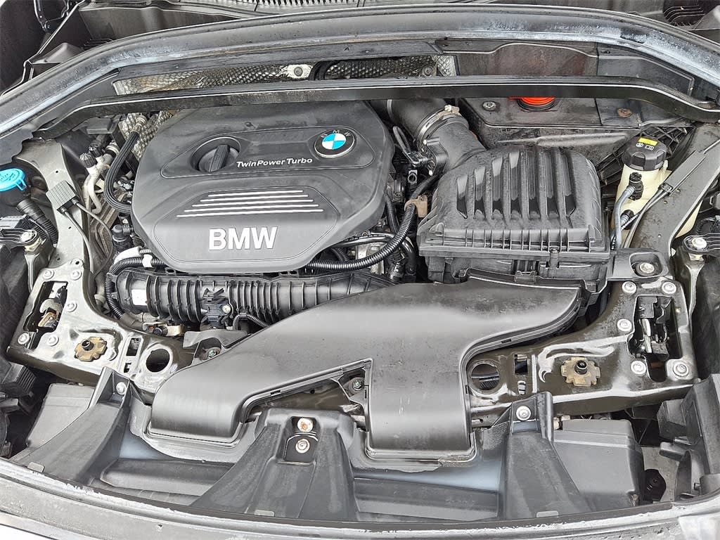 Thumbnail: 2016 BMW X1 - 9