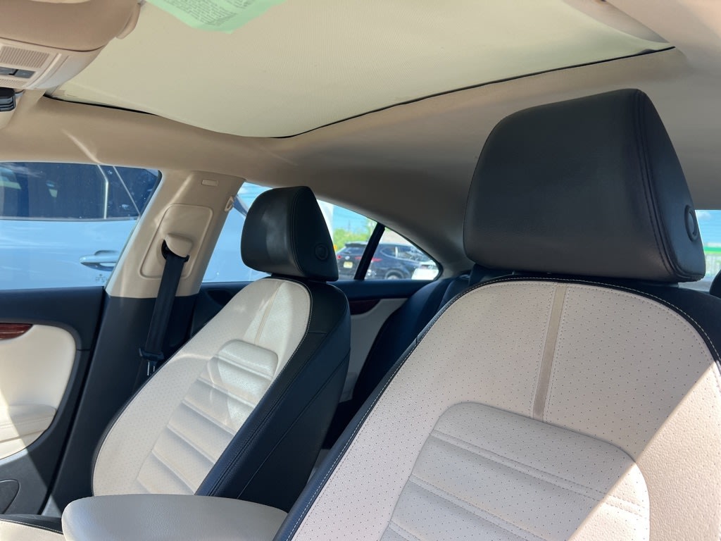 2011 Volkswagen CC Luxury 5