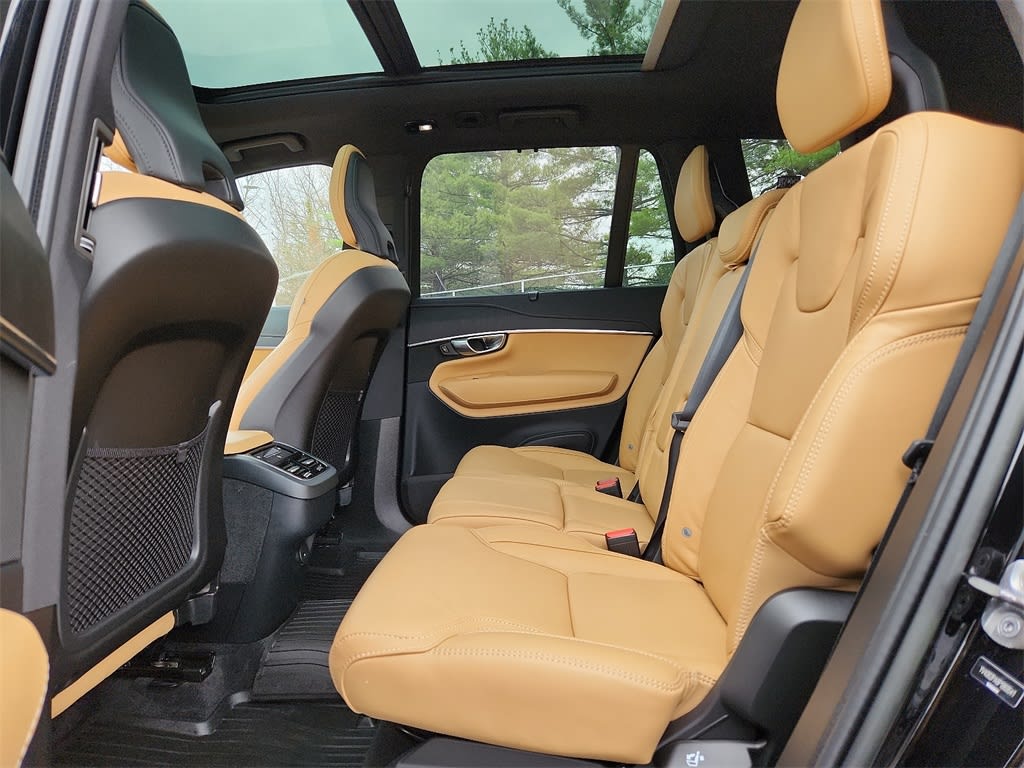 2023 Volvo XC90 B6 Ultimate 11