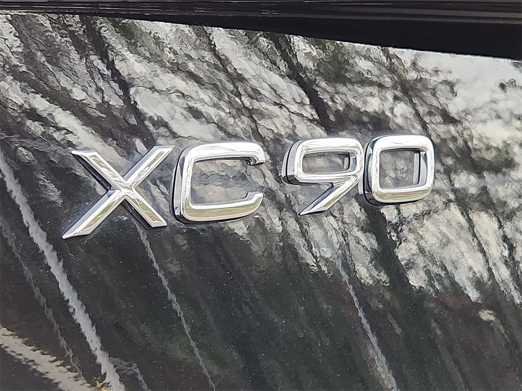 2023 Volvo XC90 B6 Ultimate 7