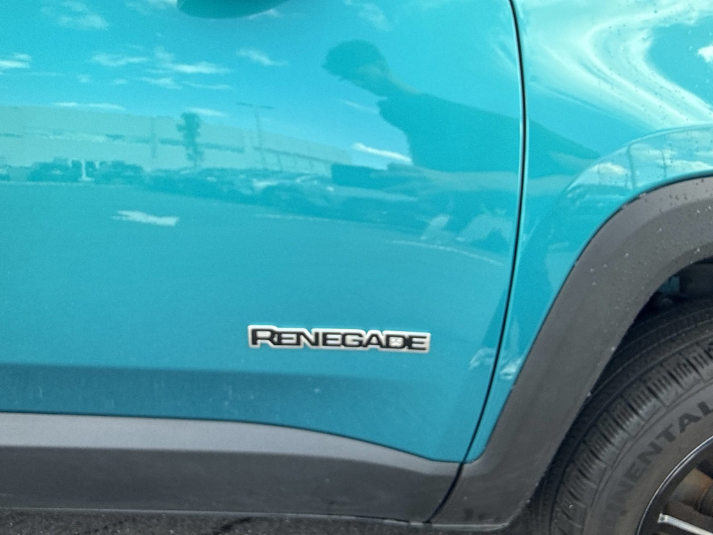 Thumbnail: 2021 Jeep Renegade - 19