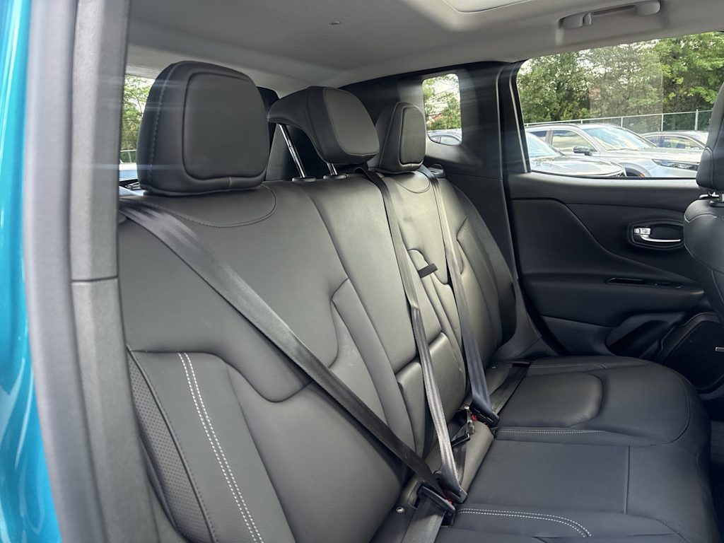 Thumbnail: 2021 Jeep Renegade - 21
