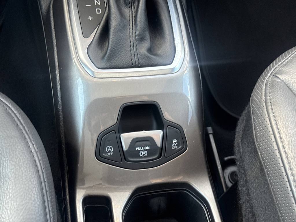 Thumbnail: 2021 Jeep Renegade - 23
