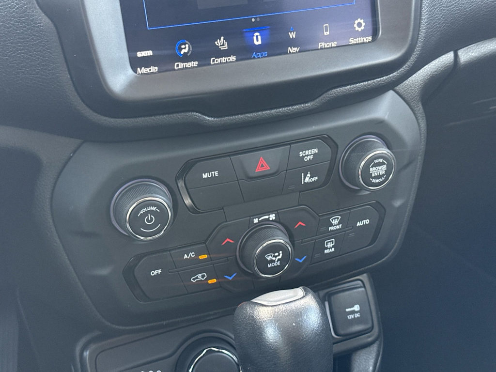 Thumbnail: 2021 Jeep Renegade - 22