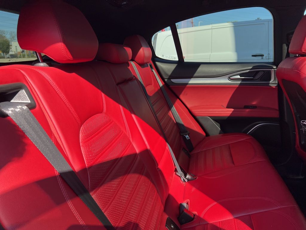Thumbnail: 2019 Alfa Romeo Stelvio - 18