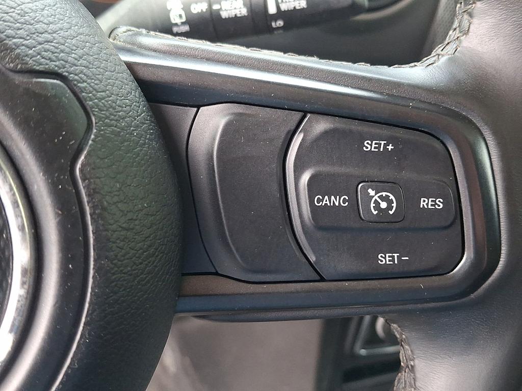 Thumbnail: 2022 Jeep Wrangler - 20