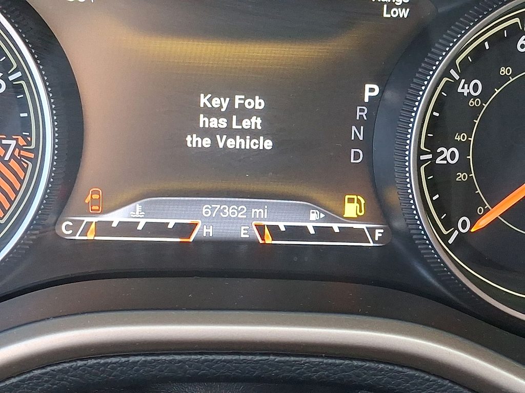 Thumbnail: 2015 Jeep Cherokee - 14