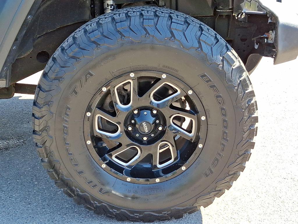 Thumbnail: 2020 Jeep Gladiator - 8