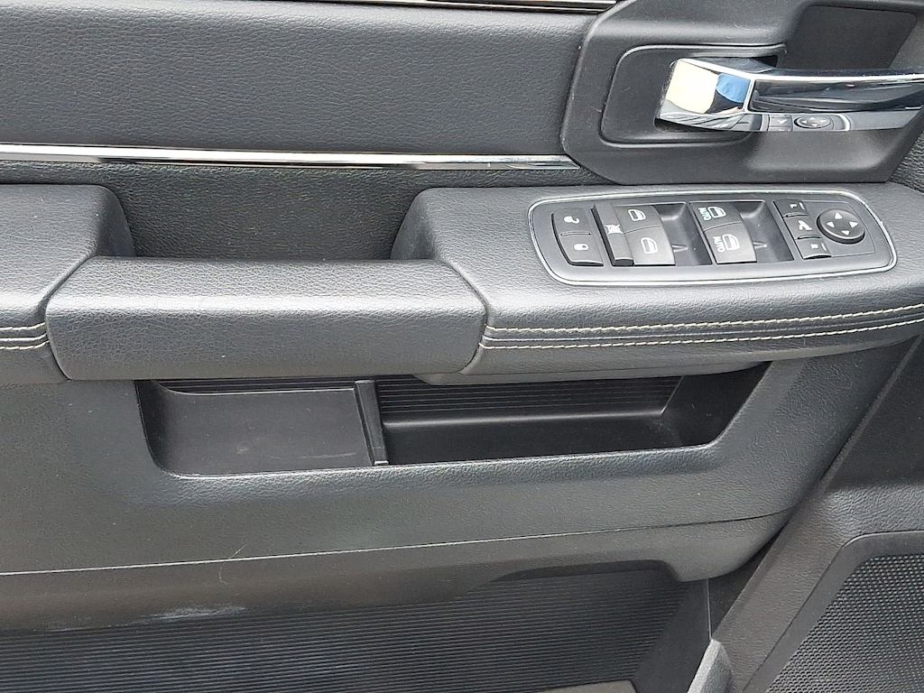Thumbnail: 2016 RAM 1500 - 17