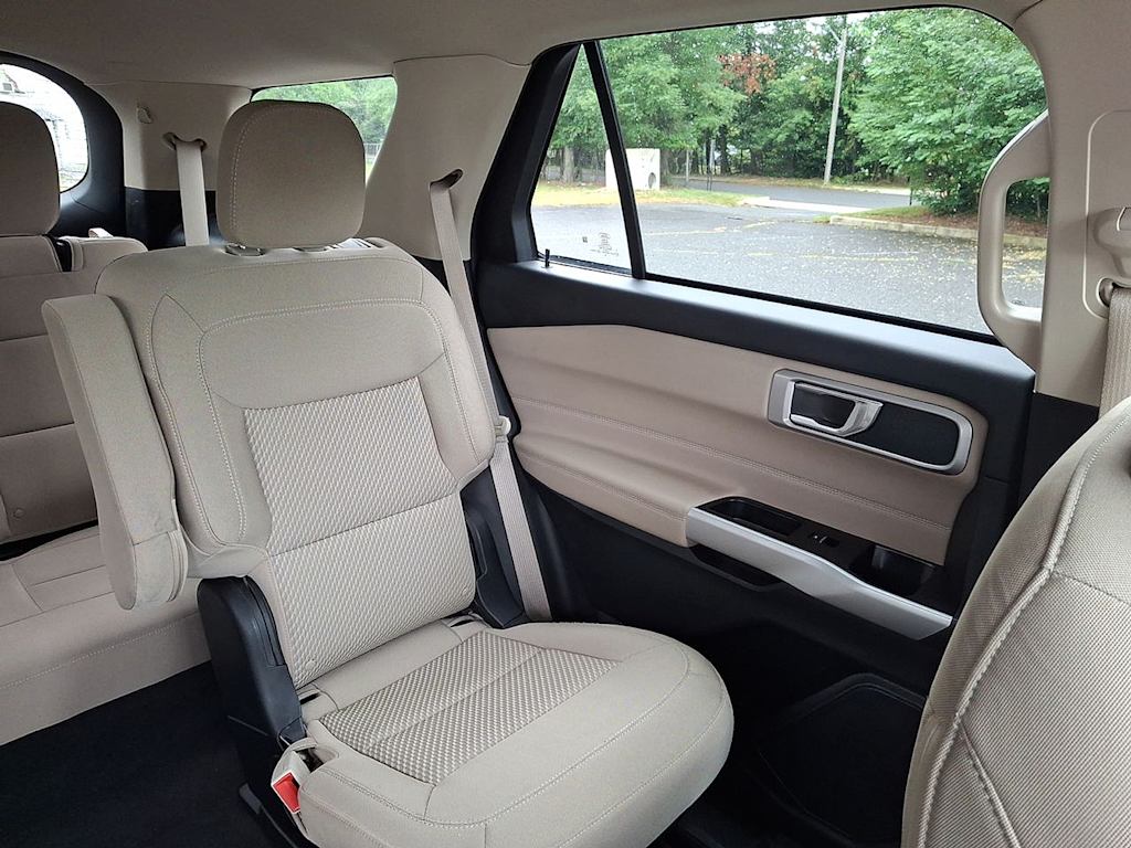 Thumbnail: 2022 Ford Explorer - 21