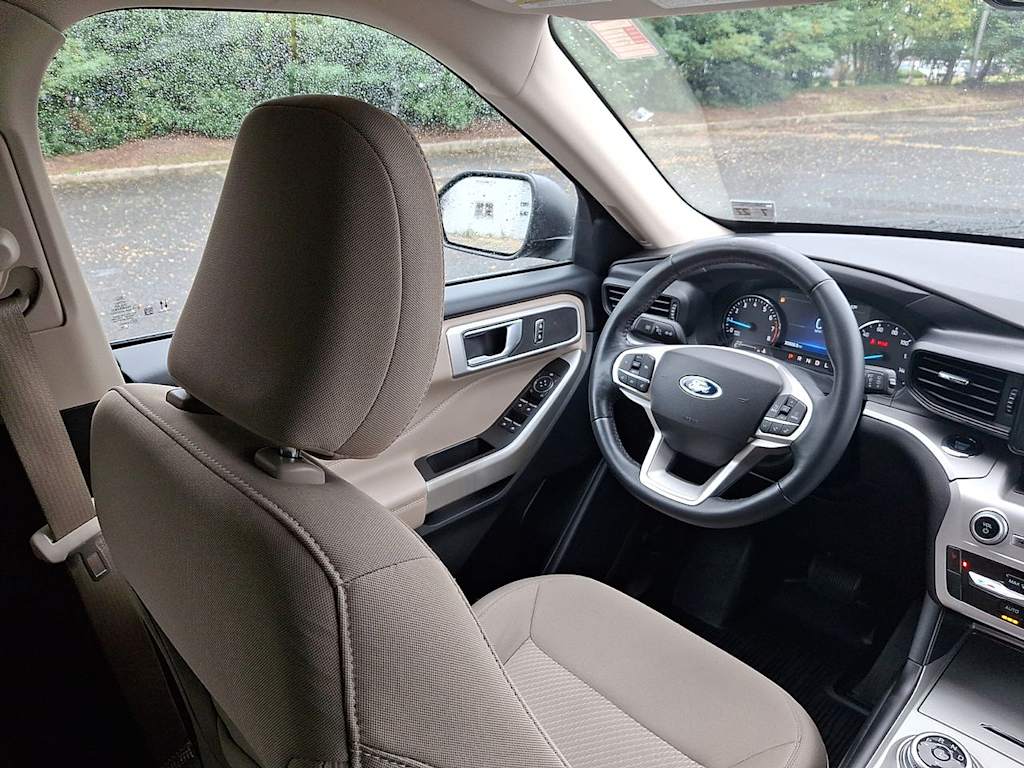 Thumbnail: 2022 Ford Explorer - 6