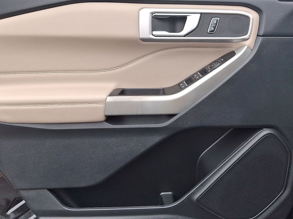 Thumbnail: 2022 Ford Explorer - 22