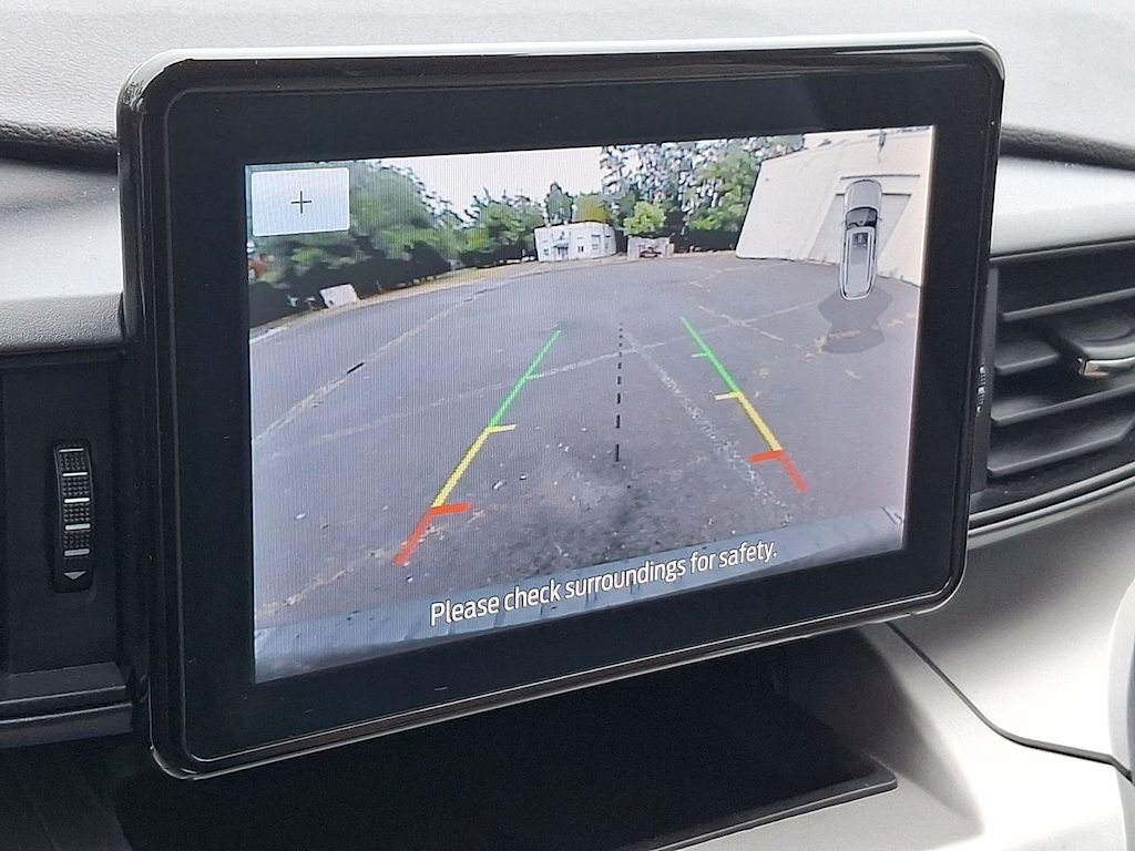 Thumbnail: 2022 Ford Explorer - 24