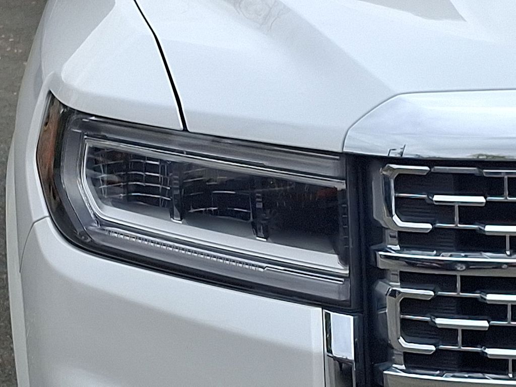 Thumbnail: 2023 GMC Acadia - 28