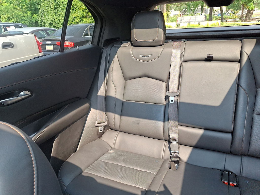 Thumbnail: 2023 Cadillac XT4 - 11
