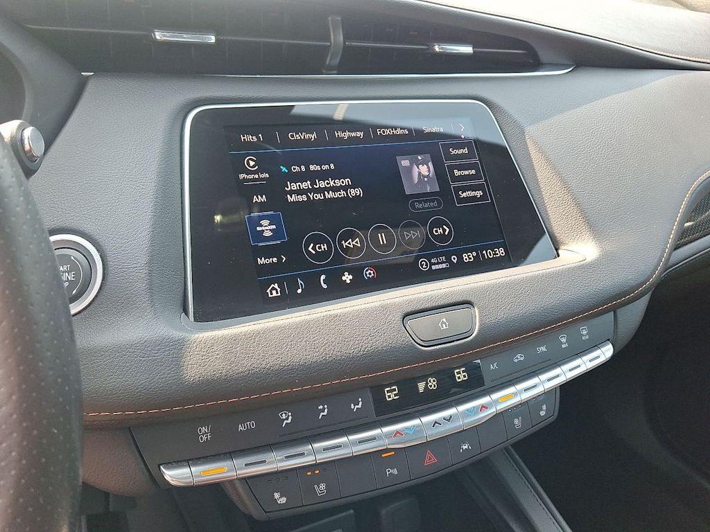 Thumbnail: 2023 Cadillac XT4 - 14